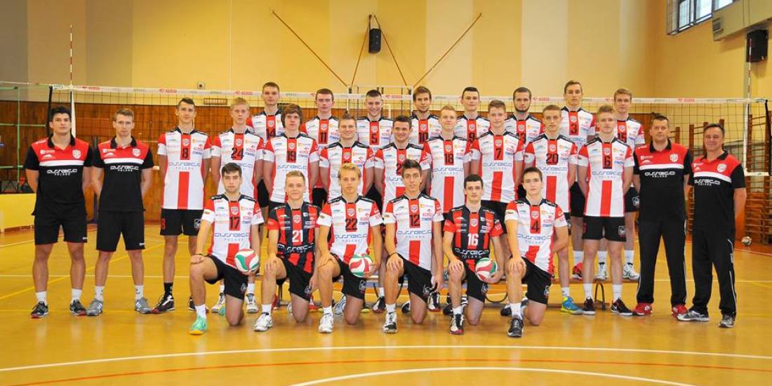 Liga Juniorów: Liderzy tabeli zwyciężają pięciosetowe spotkanie. Zespoły AKS Rzeszów II i MOSiR Jasło,wygrywają za trzy punkty